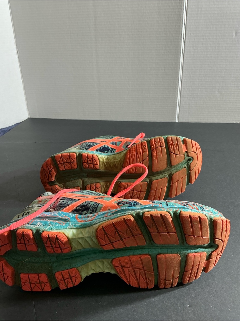ASICS Kids Teal and Coral Graphic Sneakers - Picture 5 of 8